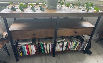 Large entryway table/TV stand