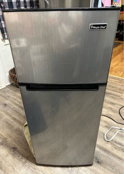 Magic Chef 4.5 cu. ft. two-door mini fridge