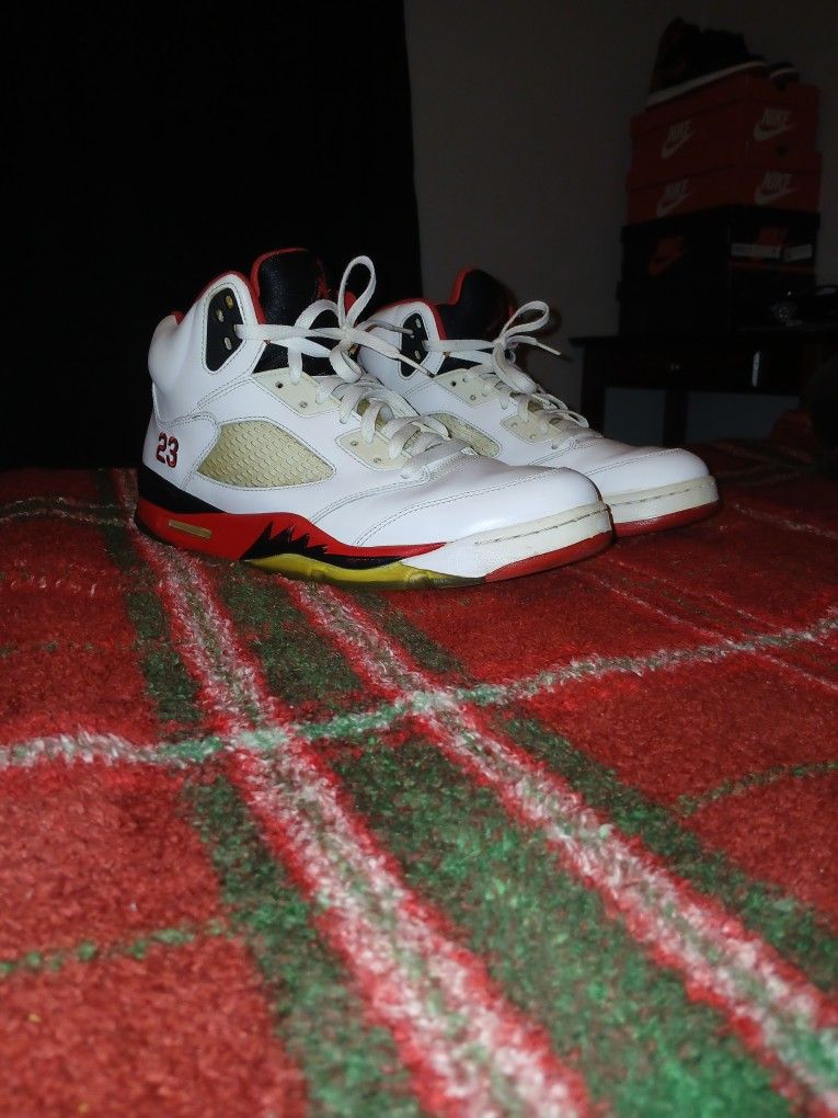 Air Jordan 5 White/Fire Red Black Tongue