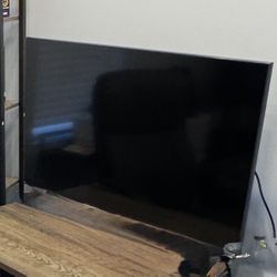 43” Crystal UHD 4K Samsung TV