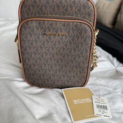 Jet Set Travel Michael Kors Purse
