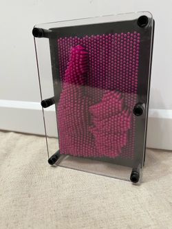 3D Pin Art Toy, 5”x7”