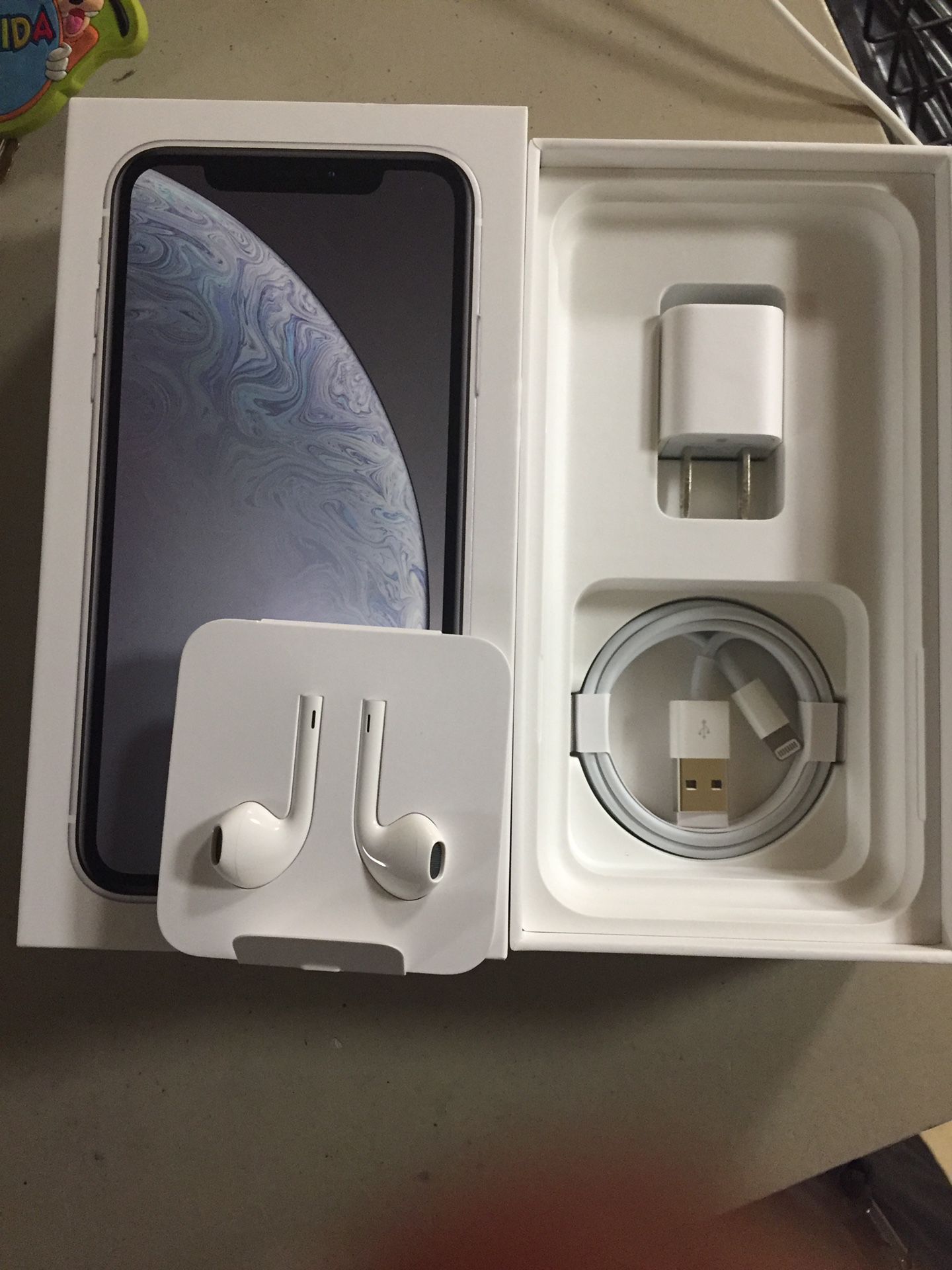 iPhone XR 64gb Unlocked Trade iPhone X or Sale