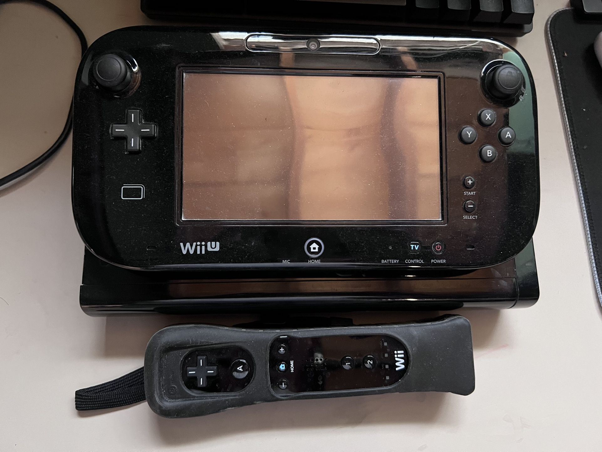 Nintendo Wii U With Wiimote