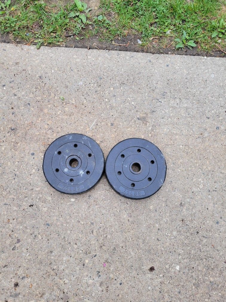 2- 7.5LB CONCRETE WEIGHTS 