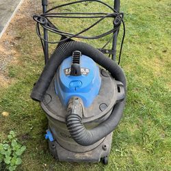 12g Shop Vac - No attachments