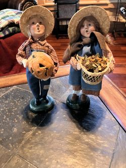 Buyers Choice Harvests Couple