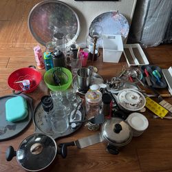 All These Utensils,Mugs,Teapot,Byrax,Stove Trays,Trays,Vases,Canisters& Strainers for 20$