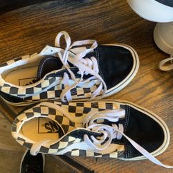 Vans  Size 4.5