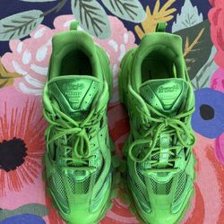 GREEN BALENCIAGA TRACKS