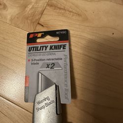 Utility Knife 