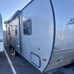 StarStream StarCraft 25ft. 
