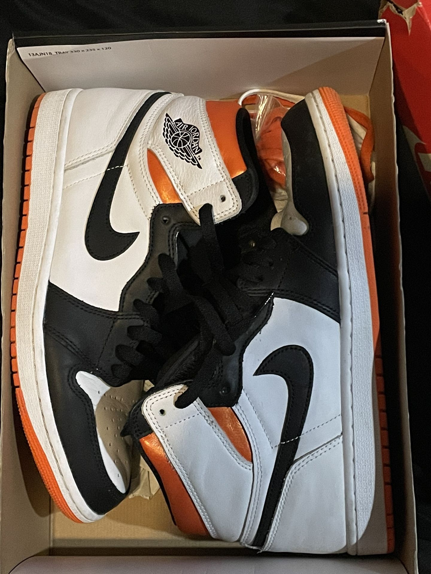 Jordan 1 “electro Orange”
