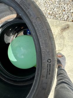 Tires 345/25ZR21