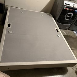 Queen Flex Fit 3 Smart Adjustable Bed Frame