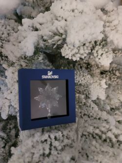 Swarovski Little Star Ornament (contact info removed)