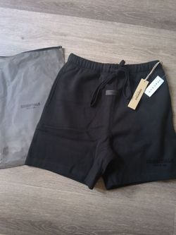 Essentials short