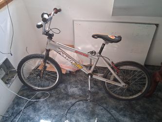 Powerlite Spitfire BMX