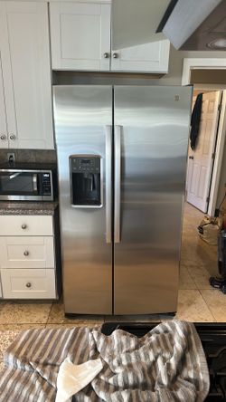 Refrigerator and freezer