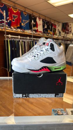 Jordan 5 Poison Green size 8.5