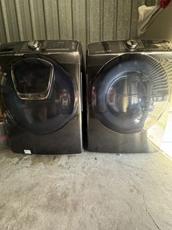 Samsung Front Loading Washer & Dryer Set