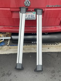 Yakima whispar S5W 5295 Whispbar S5 Base Rack $479.00 msrp originally 