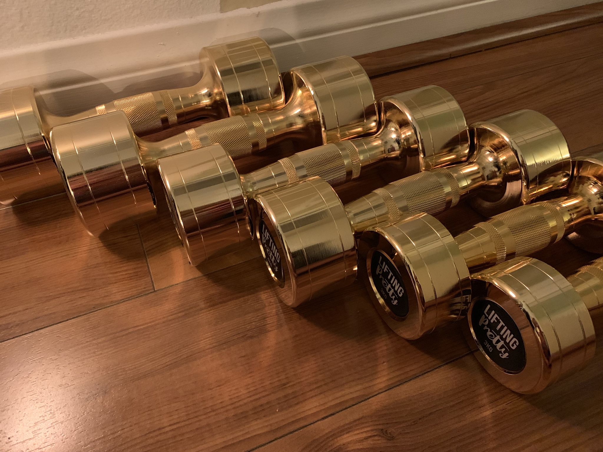 Gold Antiqued Vibe Hand Weight Set