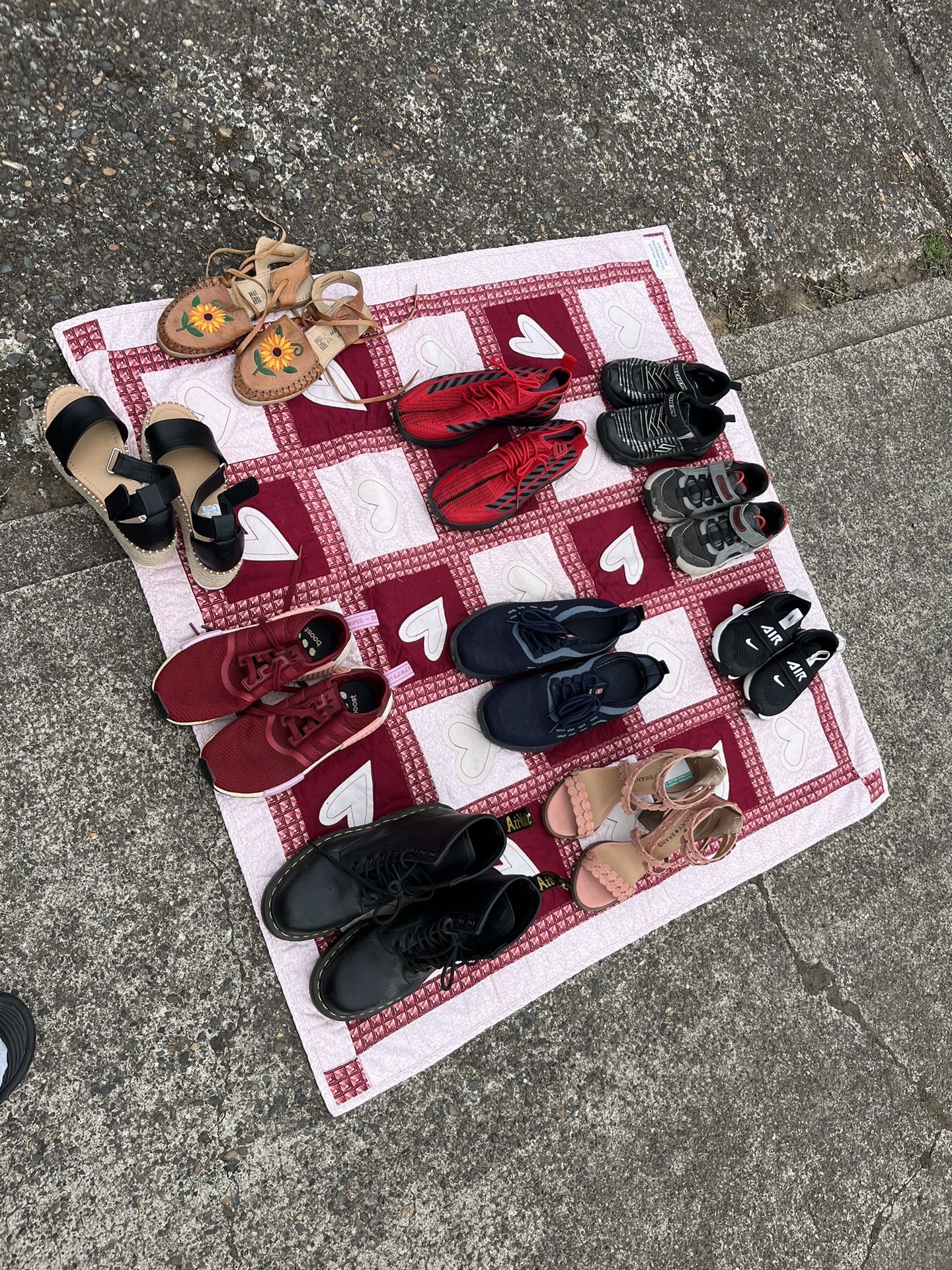 GARAGE SALE