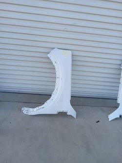 21 to 23 fender ford Bronco sport  driver ( oem)