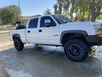 8 Lug Wheels Pro Comp