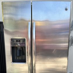 GE Fridge 