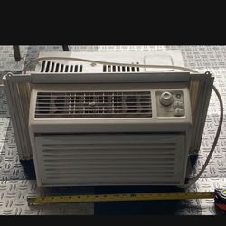Window Air Conditioner 
