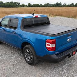 Rough Country Hard Tri-Fold Truck Bed Tonneau Cover