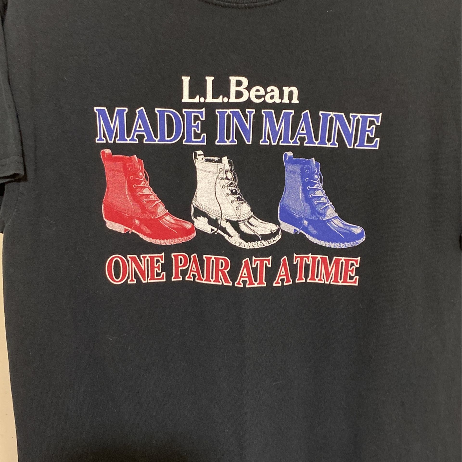 LL Bean Made In Maine Tshirt, Black Size Medium