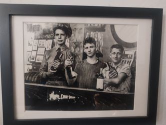 VINTAGE BAR PHOTOGRAPH