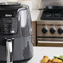 Ninja Air Fryer | Brand New Must Go