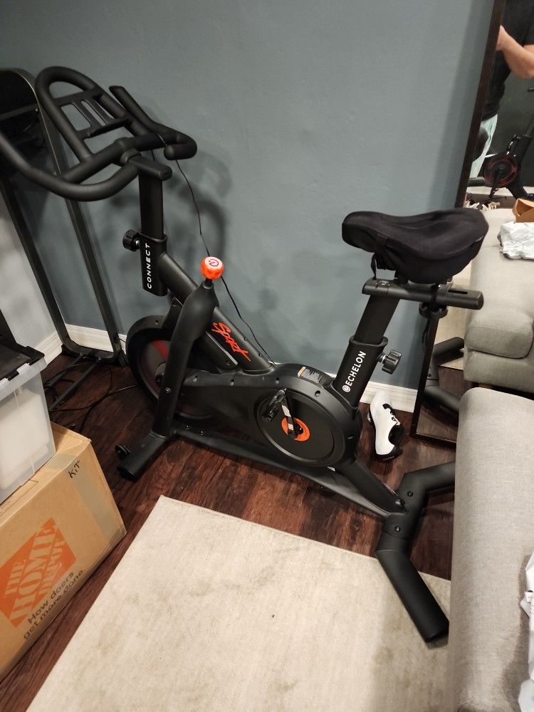 Echelon Indoor Cycling Bike, Great Condition