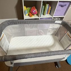 Kinder King Baby Bassinet Portable Newborn Bedside Sleeper,