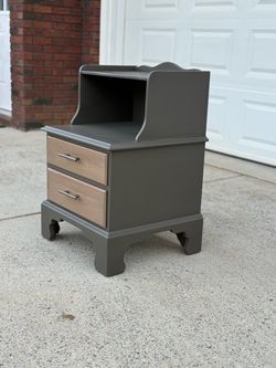 Henkel Harris Nightstand