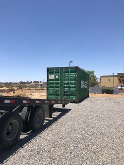 Storage shipping containers, local yard located in hesperia