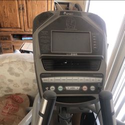 Elliptical For Sale/ Basically New