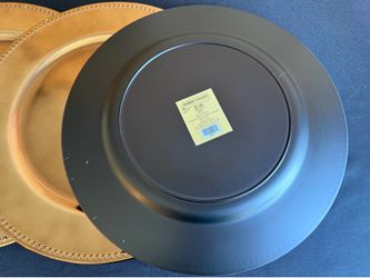 Copper colored charger plates