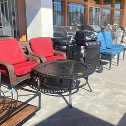 Patio Furniture/Chairs 