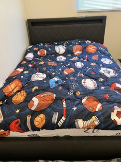 Full Bedroom