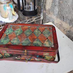 Vintage Sewing Kit