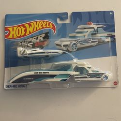 2022 Hot Wheels Super Rigs "Sea-Nic Route" Yacht Boat Hauler Truck w/ Trailer