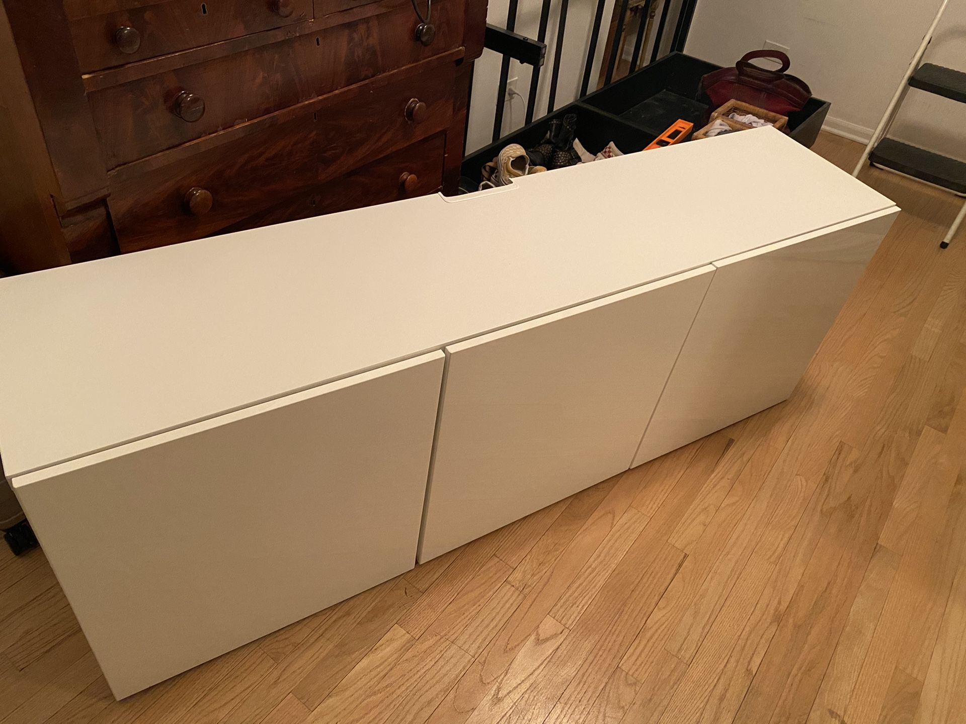 Ikea BESTA for Sale in Chicago, IL OfferUp