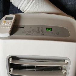 Portable AC . Work Prefect..  8,000BTU