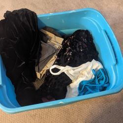 LOT OF WOMENS MATERNITY CLOTHES MAKE OFFER LIKE NEW