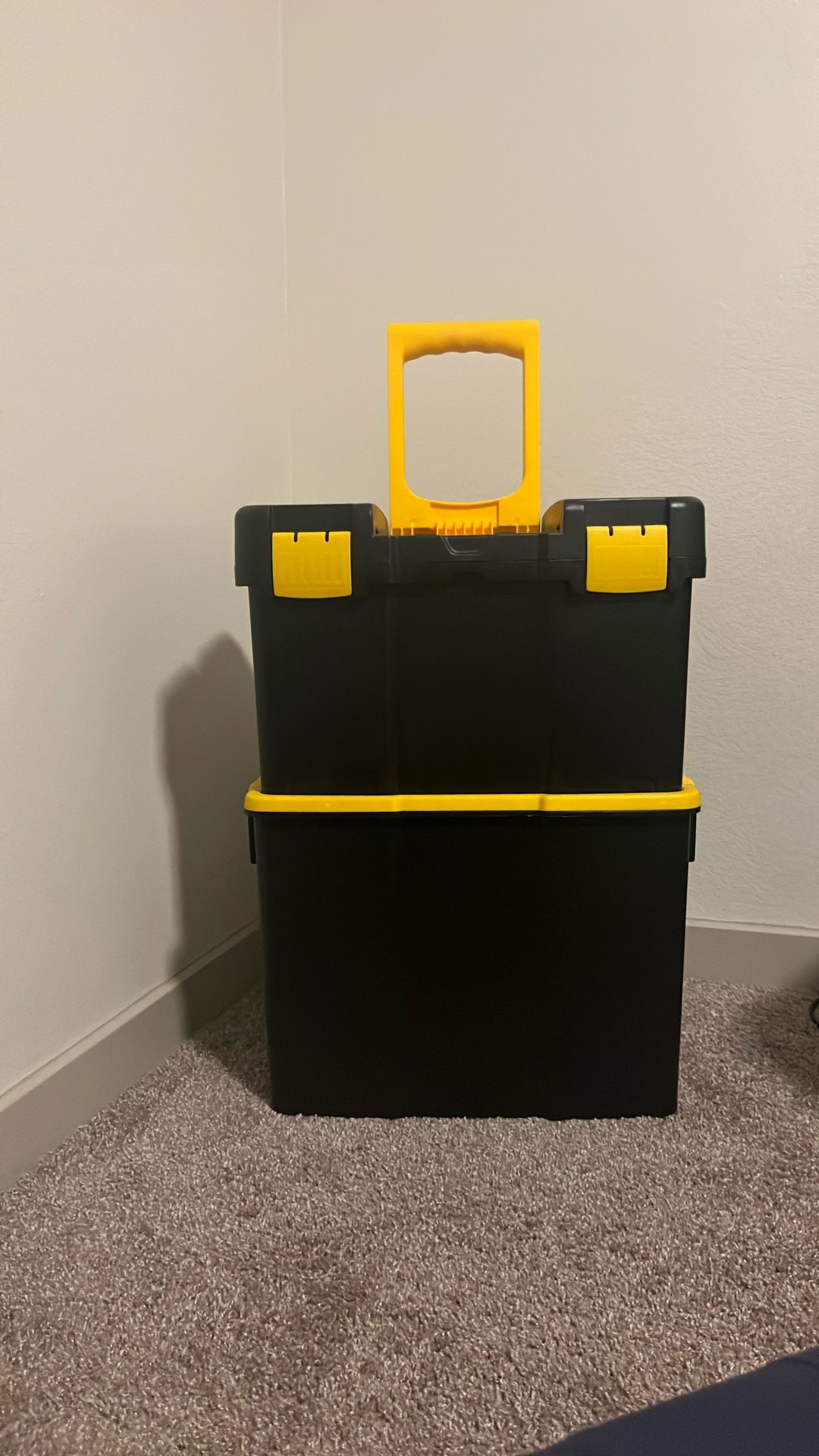 Tool Box With Wheels